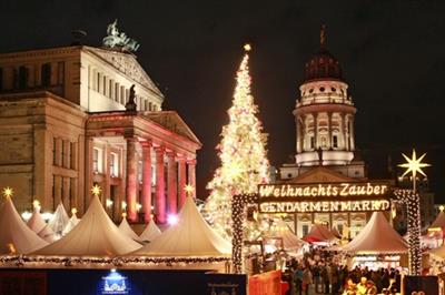 BERLÍN advent mnoha tváří - Adventní zájezdy na vánoční trhy (Německo - Berlín) - nejkrásnější trh na náměstí Gendarmenmarkt
