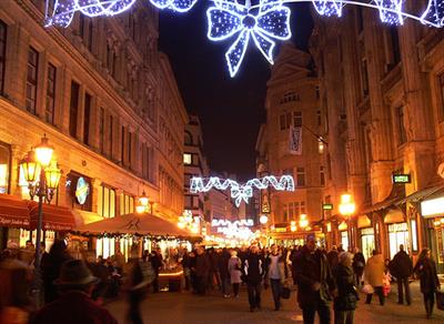 BUDAPEŠŤ starouherský advent králů - Vánoční zájezdy na adventní trhy (Maďarsko-Budapešť- kouzlo adventních trhů).