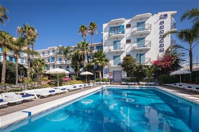 htop Planamar (plná penze & voda a víno) - pohled na hotel-HTOP Planamar- Costa del Maresme- Španělsko