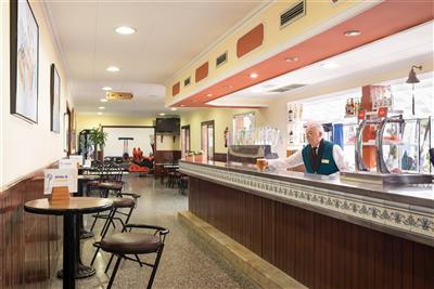 htop Planamar (plná penze & voda a víno) - Bar--HTOP Planamar-Costa del Maresme- Španělsko