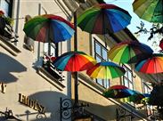deštníky v Szentendre - Budapešť - Maďarsko - poznávací zájezd