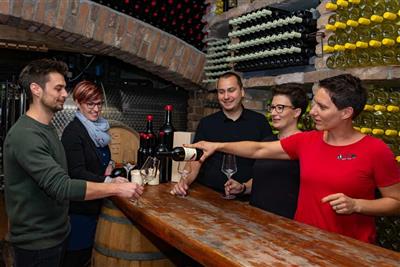 MORAVSKE TOPLICE & LIVADA PRESTIGE relax v Terme 3000 - Místní vinařství lákají k ochutnávkám výborného slovinského vína - lázně Moravske Toplice - Slovinsko - RELAX