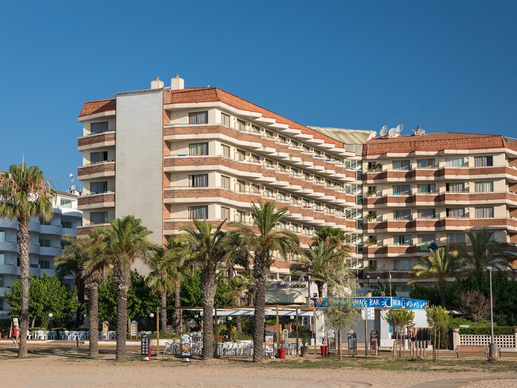 htop Royal Sun (plná penze & voda a víno) - pohled na hotel- HTOP Royal Sun- Costa Maresme- Španělsko