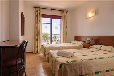 htop Planamar (plná penze & voda a víno) - pokoj pro 4 osoby - HTOP Planamar- Costa Maresme- Španělsko