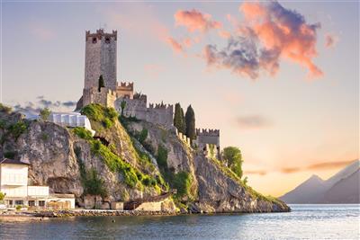 LAGO DI GARDA s hotelem u jezera - hrad Scaligero v Malcesine - Lago di Garda - Itálie - poznávací zájezd