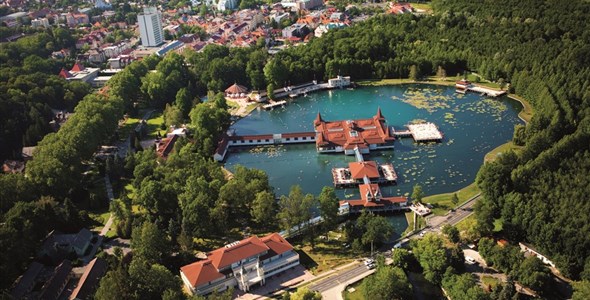 HÉVÍZ & ENSANA THERMAL relax nad jezerem