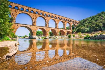 PROVENCE a levandulové slavnosti ve Valensole - akvadukt Pont du Gard - Provence - Francie - poznávací zájezd
