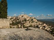 ikonické městečko Gordes - Provence - Francie - poznávací zájezd