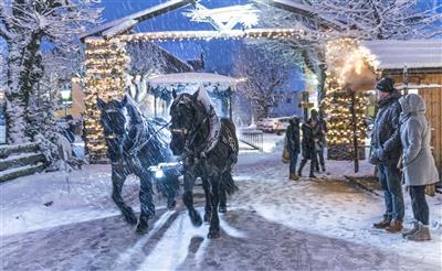 WOLFGANGSEE advent na jezeře