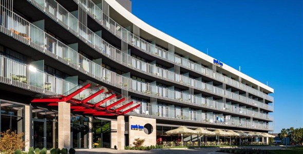 ZALAKAROS & PARK INN relax mezi vinohrady s All Inclusive