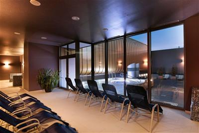 MORAVSKE TOPLICE & VIVAT TERME relax v bílé a černé vodě - Svět saun Vivat zahrnuje sauny vnitřní i venkovní