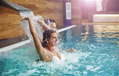 Terme Park Mediterraneo - vnitřní bazén - Forio - Ischia - za mořem