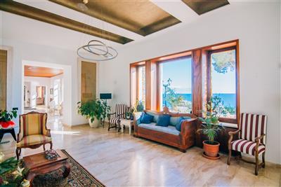 Roger de Flor by Seleqtta (pokoj s výhledem na moře a vínem k večeři) - Lobby - Costa Brava - Španělsko - pobytový zájezd