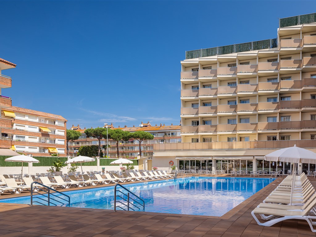 htop Amatista (plná penze & voda a víno) - velký bazén- HTOP Royal Beach- Lloret de Mar- Costa Brava- Španělsko