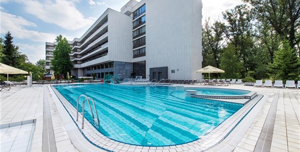 PIEŠŤANY & ENSANA ESPLANADE ALAMEDA relax na lázeňském ostrově