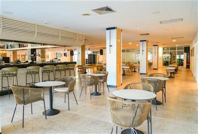 htop Amatista (plná penze & voda a víno) - Lobby bar v hotelu HTOP Amatista - letovisko Lloret de Mar - Costa Brava - Španělsko