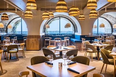 PORTOROŽ & VILE PARK PREMIUM relax v mořských lázních Termaris - Restaurace Arkade s výhledem na Jaderské moře - Bernardin resort - Portorož - Slovinsko - relax pobyt