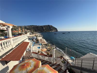 Hotel Riva del Sole - Hotel Riva del Sole - hotelová pláž - Forio - Citara - Ischia - Za moře