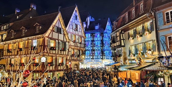 ALSASKO a hlavní město Vánoc Štrasburk