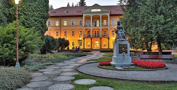 BARDĚJOVSKÉ KÚPELE & TERME HOTEL OZÓN relax plný energie