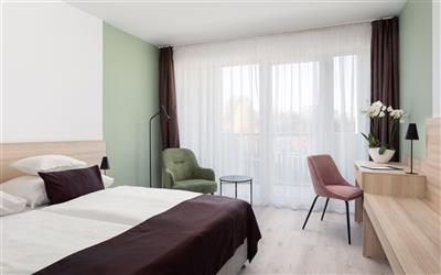 EGER & FLÓRA relax s vínkem