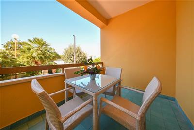 Grand Hotel Terme di Augusto - Balkón s posezením - Terme di Augusto - Itálie - Ischia - Lacco Ameno - pobytové zájezdy