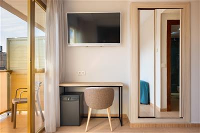 htop Amaika Adults Only (plná penze & voda a víno) - hotelový pokoj - htop Amaica - Calella - Costa Brava - Katalánsko - Španělsko - pobytový zájezd