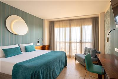 htop Amaika Adults Only (plná penze & voda a víno) - hotelový pokoj - htop Amaica - Calella - Costa Brava - Katalánsko - Španělsko - pobytový zájezd