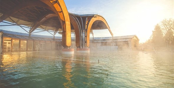 BÜKFÜRDŐ & HUNGUEST BÜK - EAST WING relax v nejléčivější vodě Maďarska s ALL INCLUSIVE