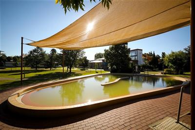 BÜKFÜRDŐ & HUNGUEST BÜK - WEST WING relax v nejléčivější vodě Maďarska - Léčivý bazén Srdce - lázně Bükfürdö - Maďarsko