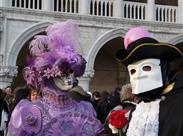 Benátky v karnevalu - karnevalové masky - Itálie - poznávací zájezd