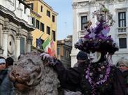 Benátky v karnevalu - karnevalové masky - Itálie - poznávací zájezd
