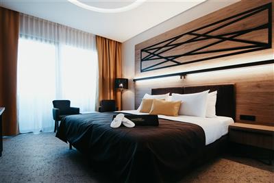 MORAVSKE TOPLICE & VIVAT TERME relax v bílé a černé vodě