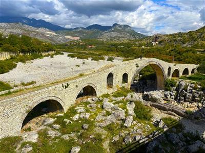 Kouzelná Černá Hora a tajemná Albánie - Most Ura e Mesit - Skoder - Albánie - poznávací zájezd