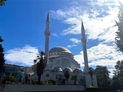 Kouzelná Černá Hora a tajemná Albánie - Mešita Ebu Bekr - Skoder - Albánie - poznávací zájezd