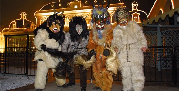 BADEN císařský advent s krampusy a termály