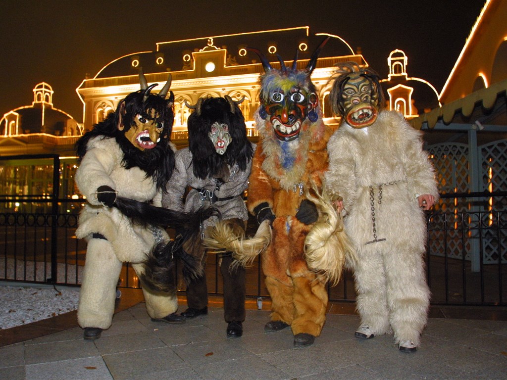 BADEN císařský advent s krampusy a termály