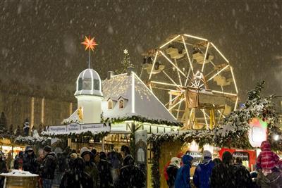 DRÁŽĎANY a Tři oříšky pro Popelku v nákupní neděli - Adventní zájezdy na vánoční trhy (Německo - Drážďany / Dresden) - vánoční idylka na trzích v Drážďanech
